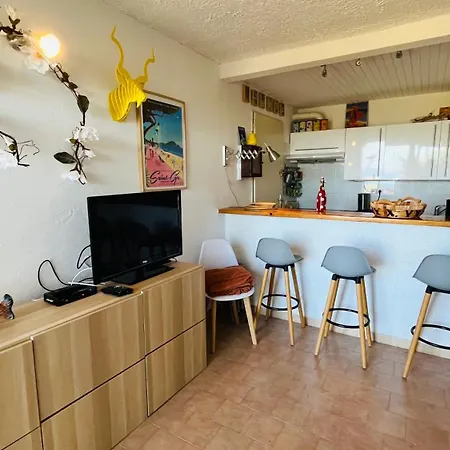 Apartment Cocody 3 *